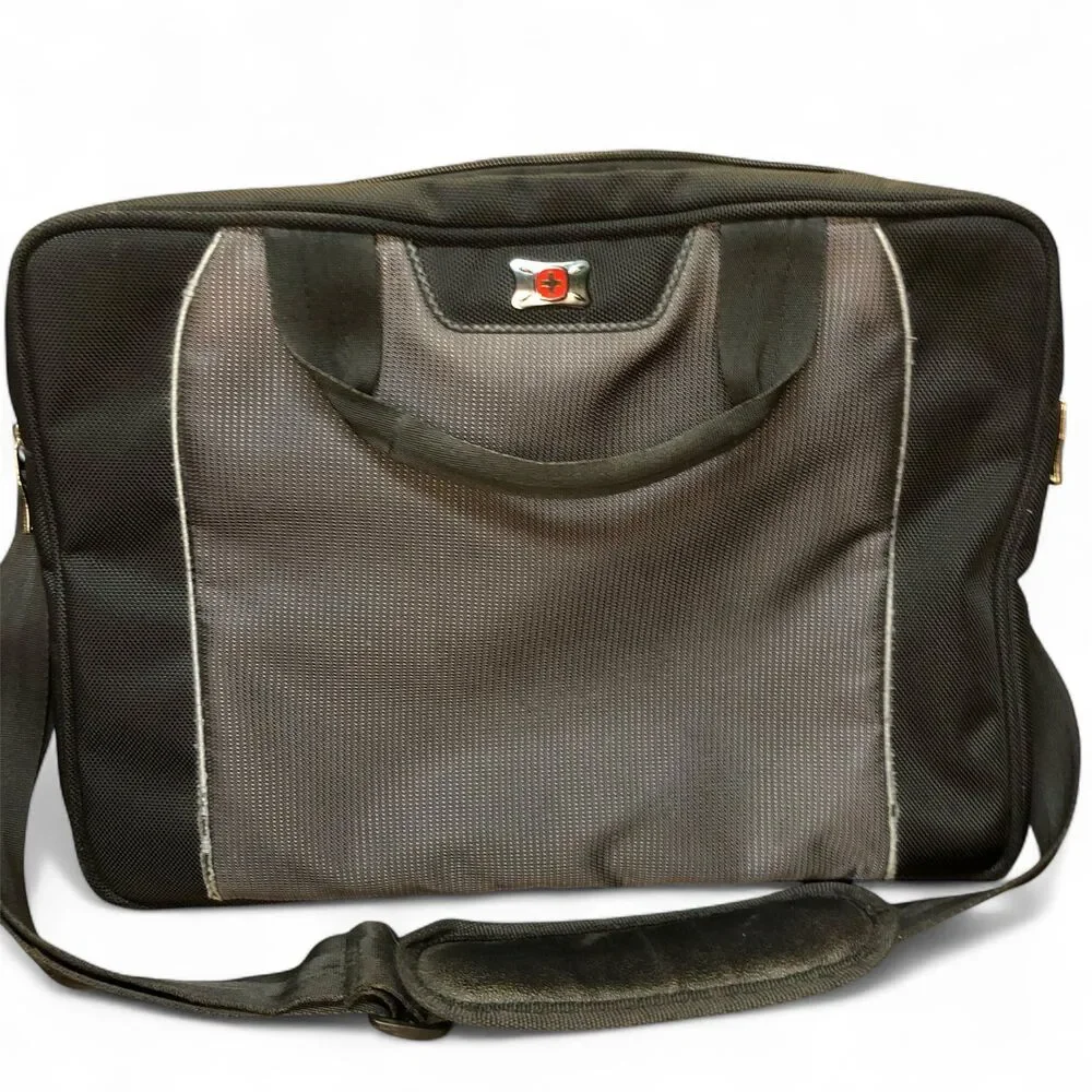 Wegner Swissgear Slim Case 16